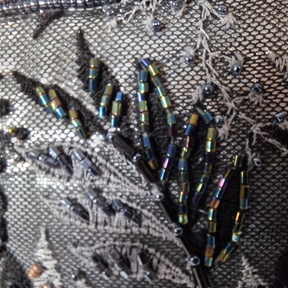 Vintage Small Tapestry Beaded Evening Purse Metal Top Handle, Crossbody Chain - Picture 7 of 16